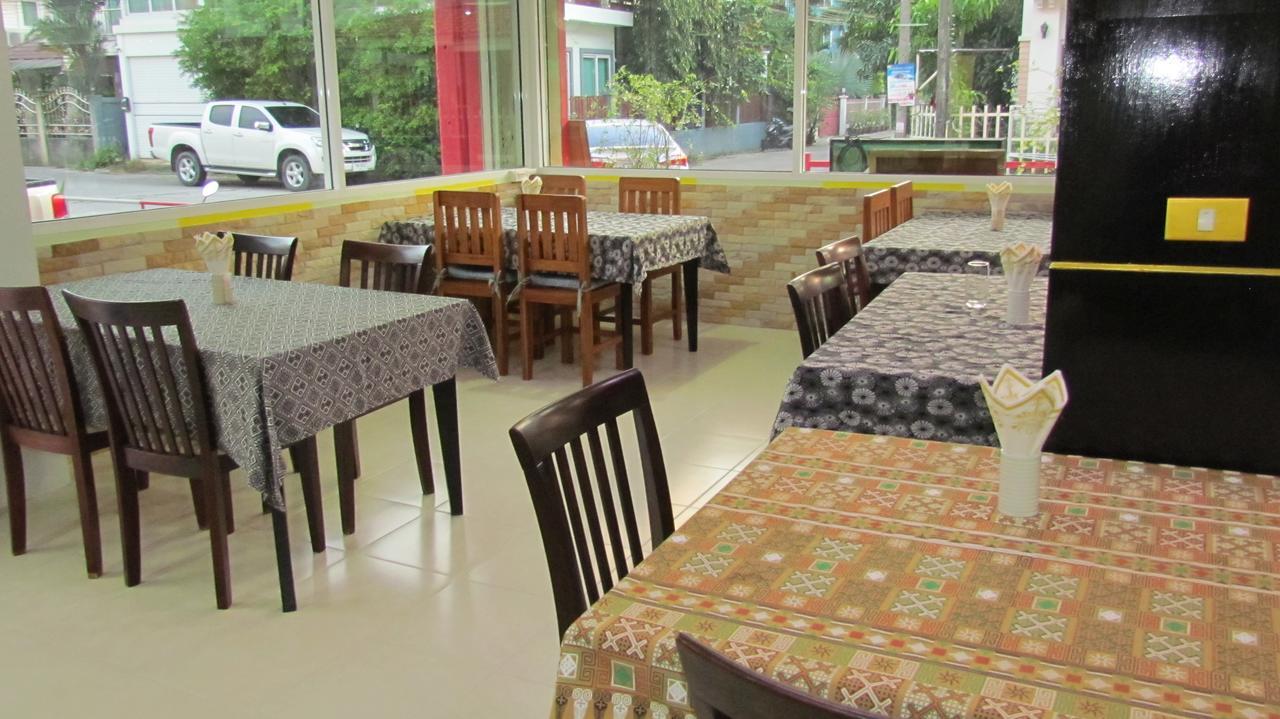 La Piccola Patong Otel Dış mekan fotoğraf