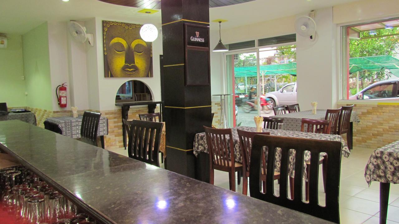 La Piccola Patong Otel Dış mekan fotoğraf